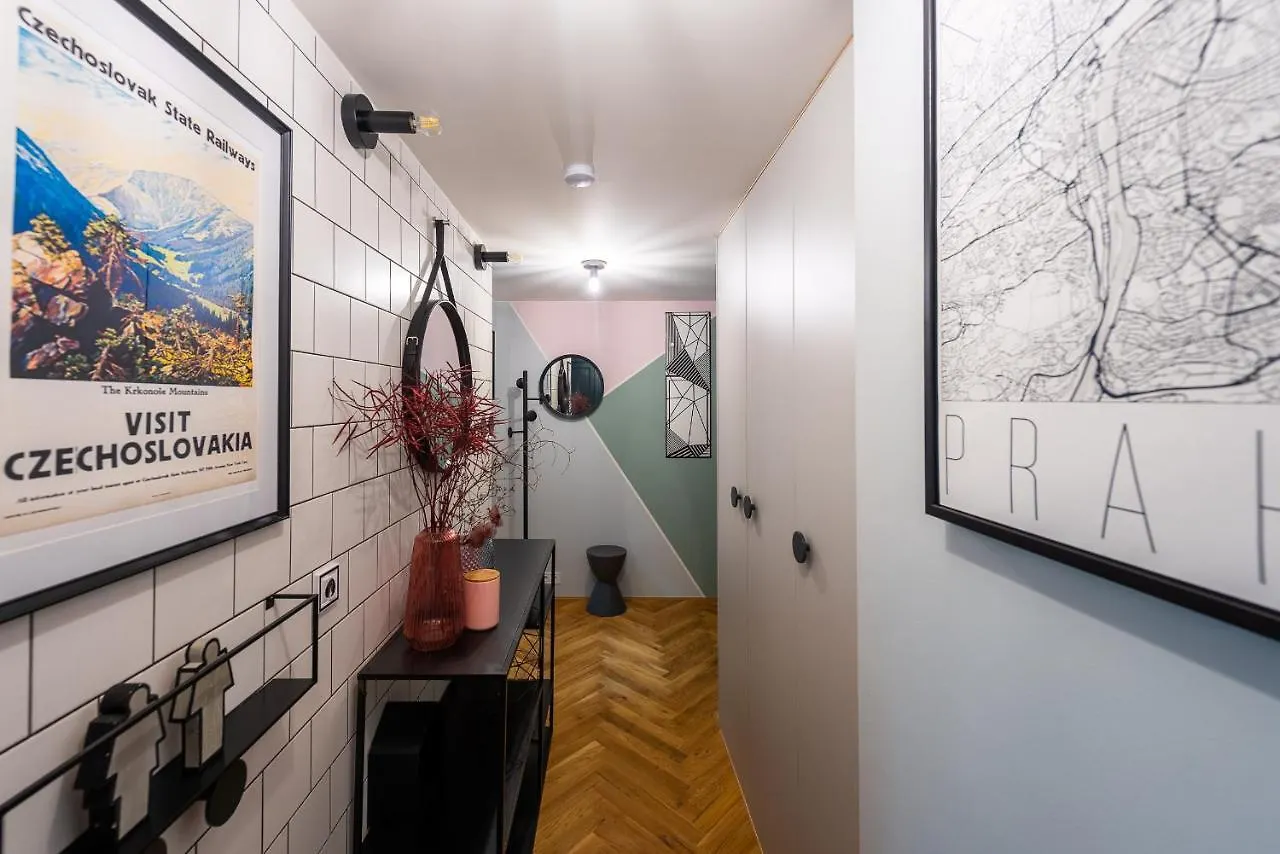 شقة Prague Days - Stunning Loft - Ac - Zizkov Tower